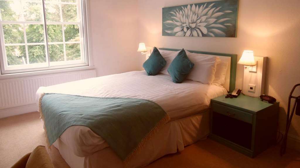 The Northwick Arms Hotel Ившем Номер фото